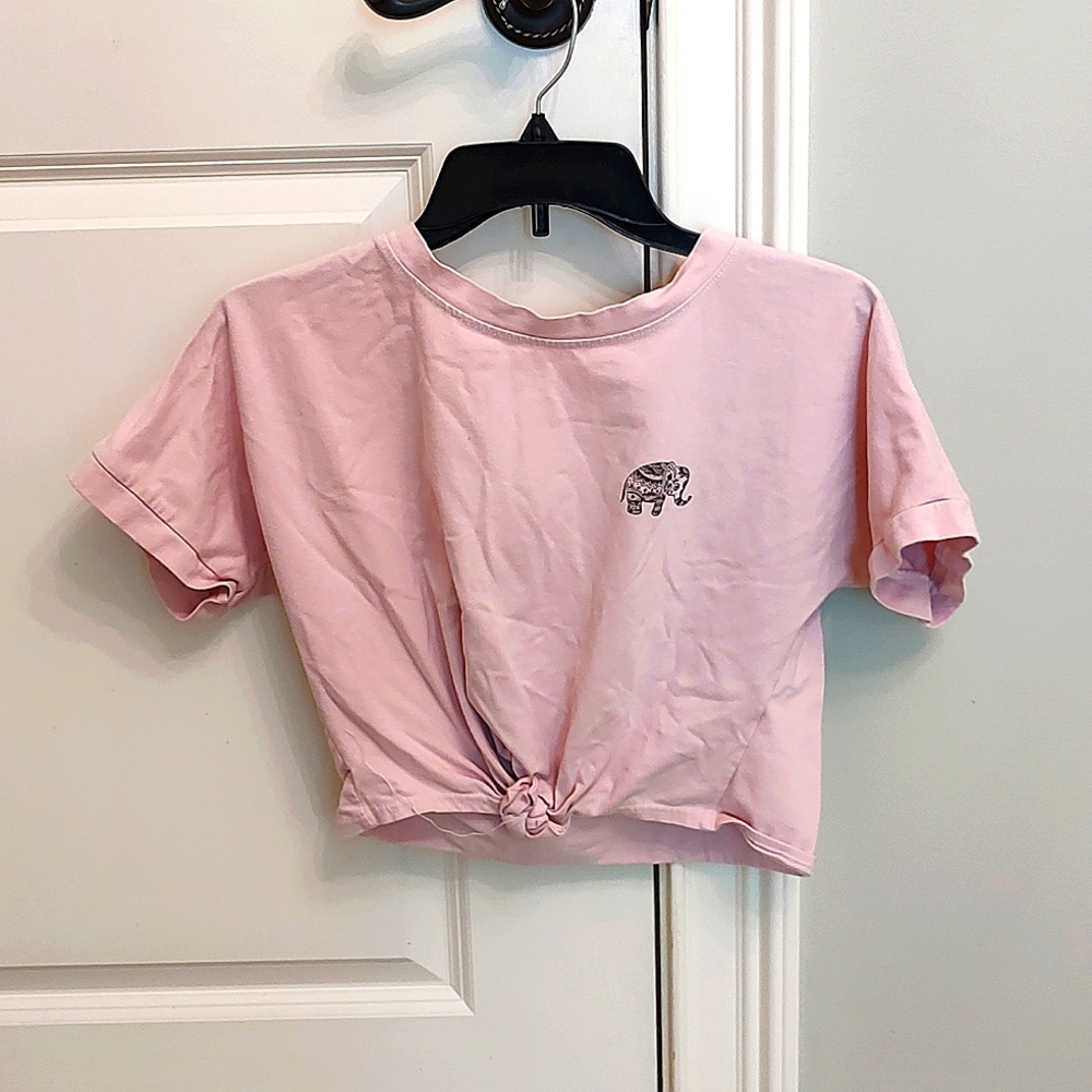Pink cropped t-shirt